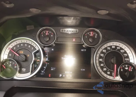 2017 Ram 1500 Big Horn 4X4 5'7 Box z USA, uszkodzony, nr VIN 3C6RR7LT5HG689818